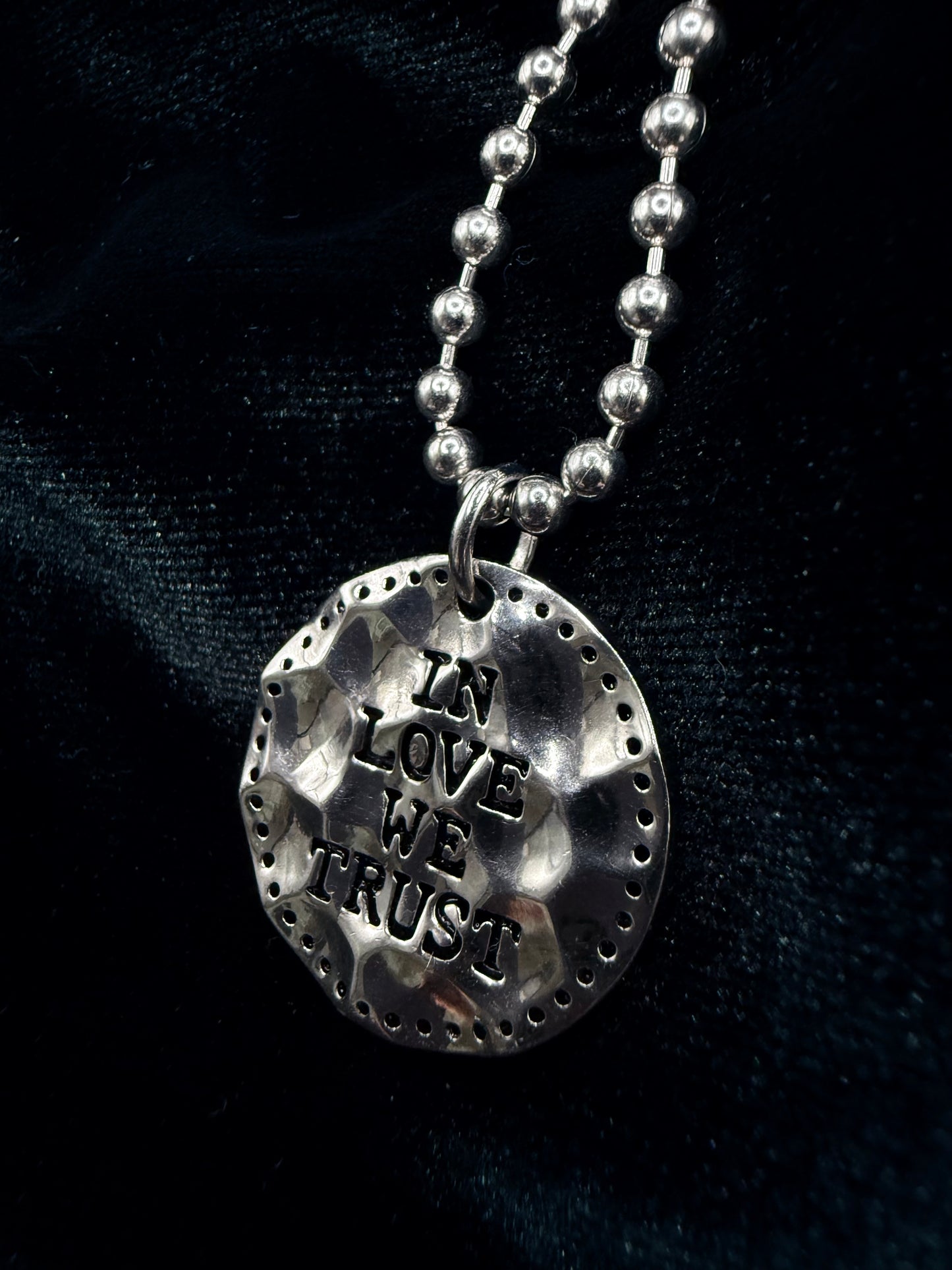 Armband Silber mit Coin 925 Silver 1,5 cm "IN LOVE WE TRUST"
