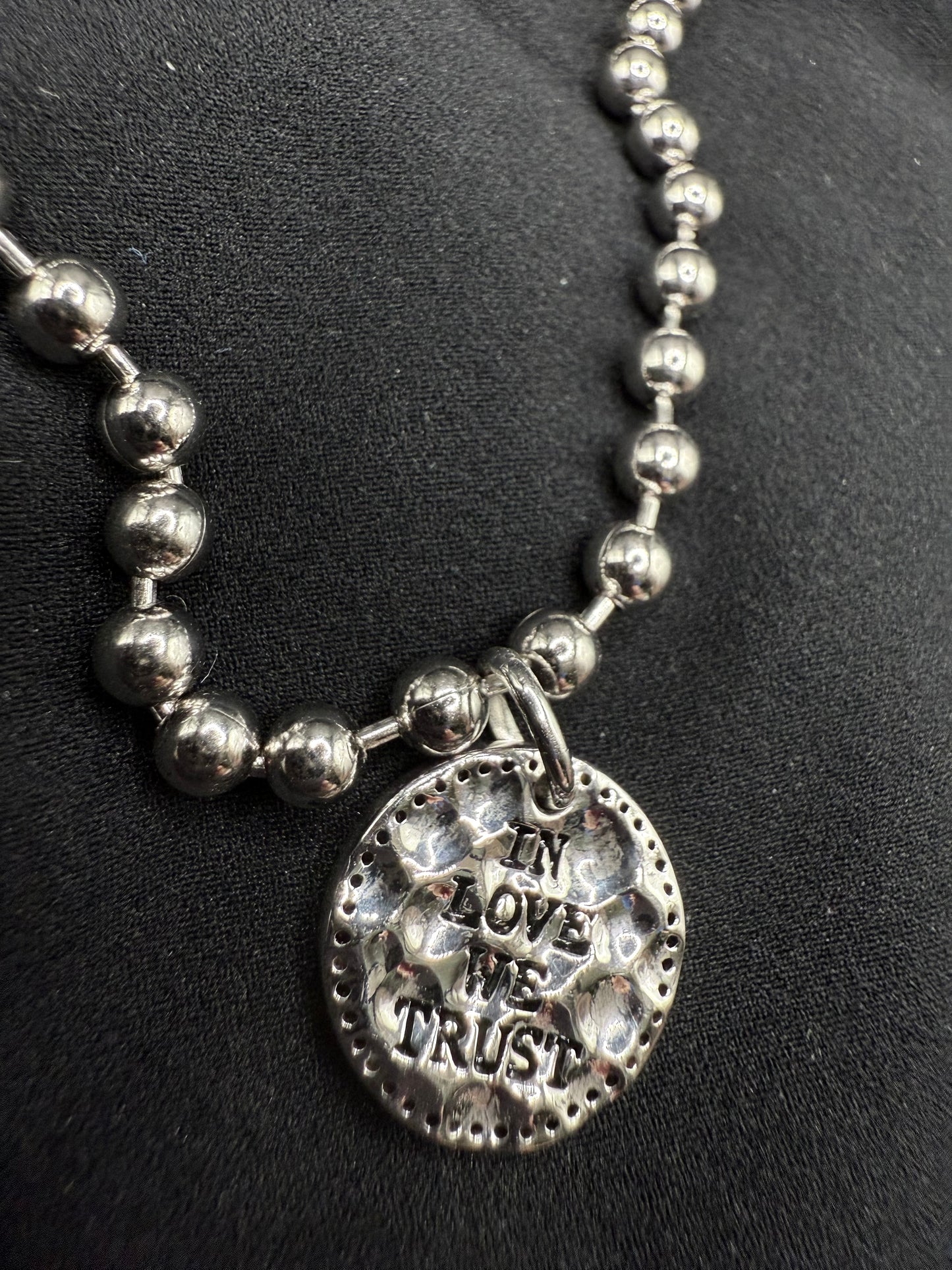 Armband Silber mit Coin 925 Silver 1,5 cm "IN LOVE WE TRUST"